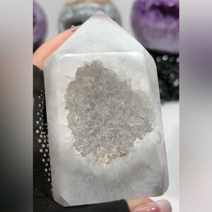 Elegant White and Gray Crystal Decor